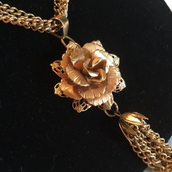 Vintage Triple Chain Necklace With Flower Tassel - Picture 5 of 9